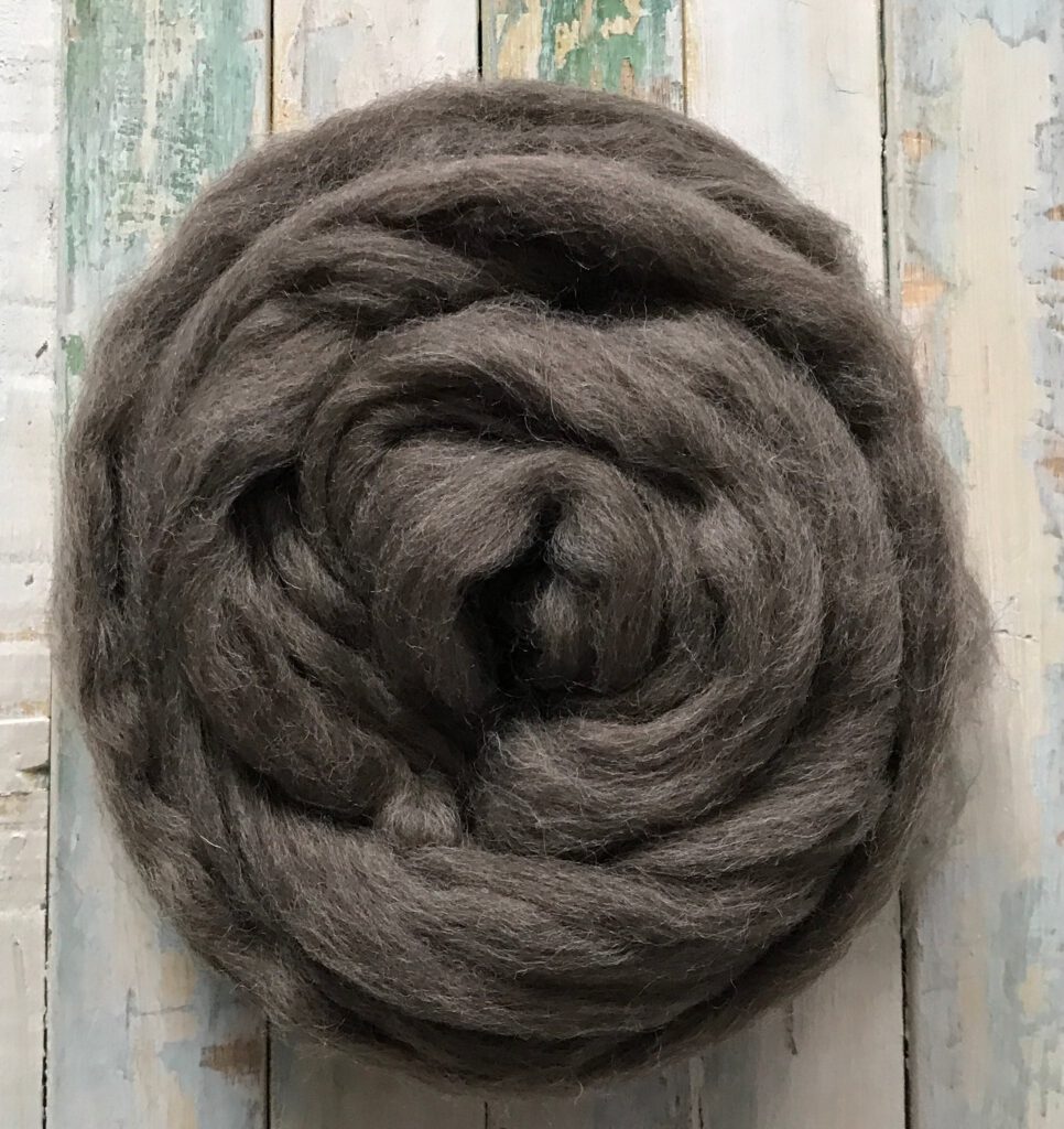Brown New Zealand Roving – 30-32 Micron – Wet Felting, Needle Felting, Roving 100 grams (3.5oz)