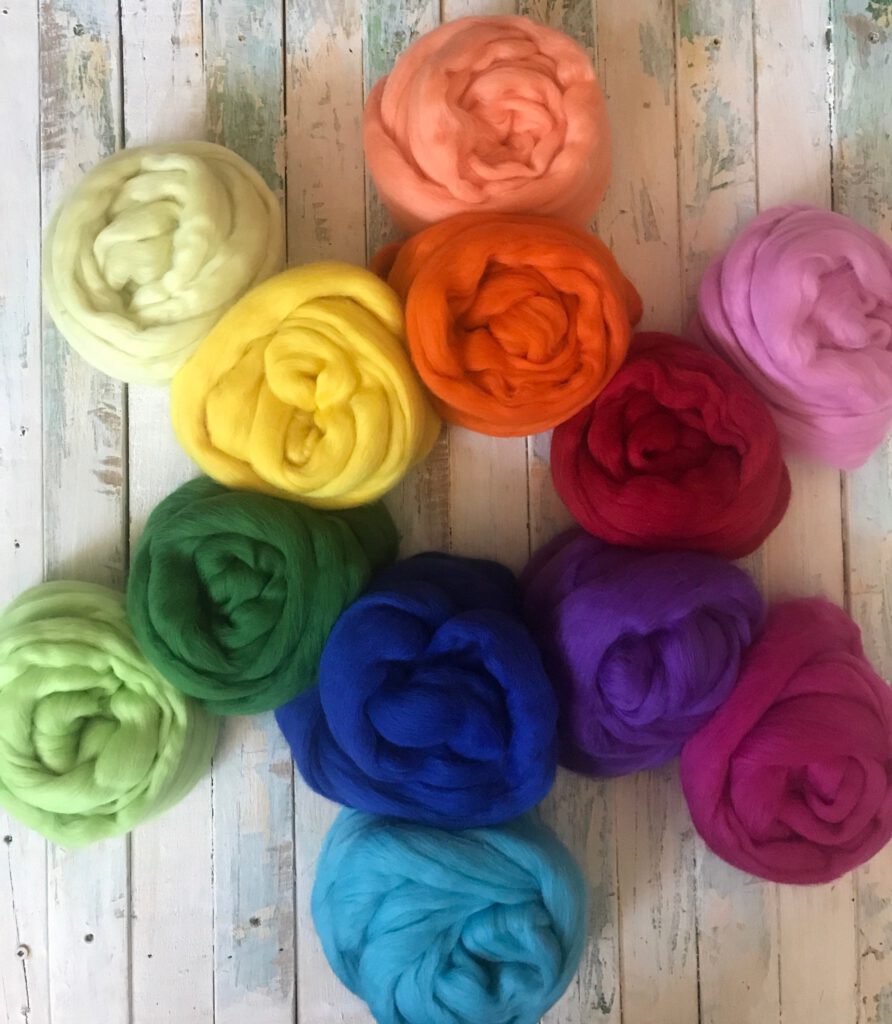 Extrafine Merino Wool Roving (Top), 18-19 Micron, 300g (10.58oz) – Primary/secondary colours